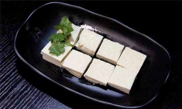 白色食物有哪些,秋天多食白色食物哪些些是白色食物图3