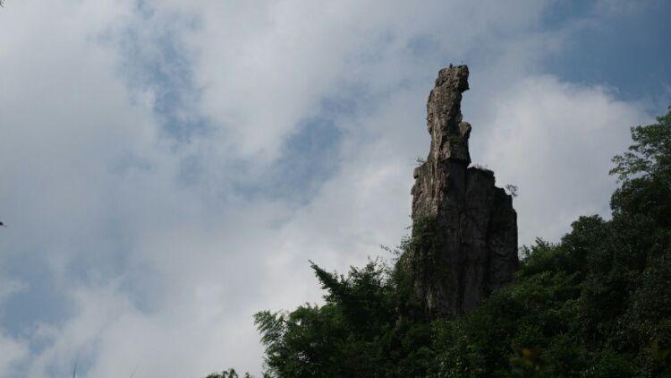 二、平塘石笋峡风景区