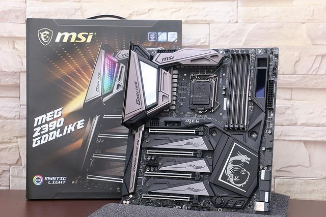 Intel i9-9900K 最强座驾？微星 Z390 GODLIKE 主板评测