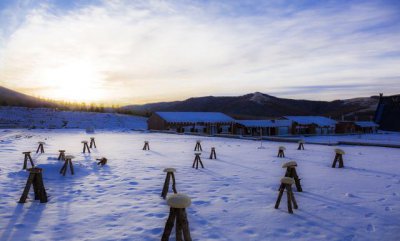 ​东北雪乡1000元睡炕，这里500元睡星级酒店，同样都是雪乡你选谁