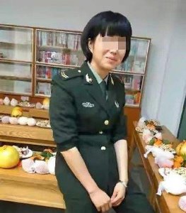 ​轰动一时的丽江反杀案：退伍女兵被释放后获国赔，父母已搬离老家