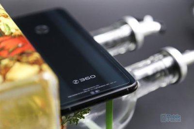 ​「拆.解」360 N5S 双面玻璃颜值再提升